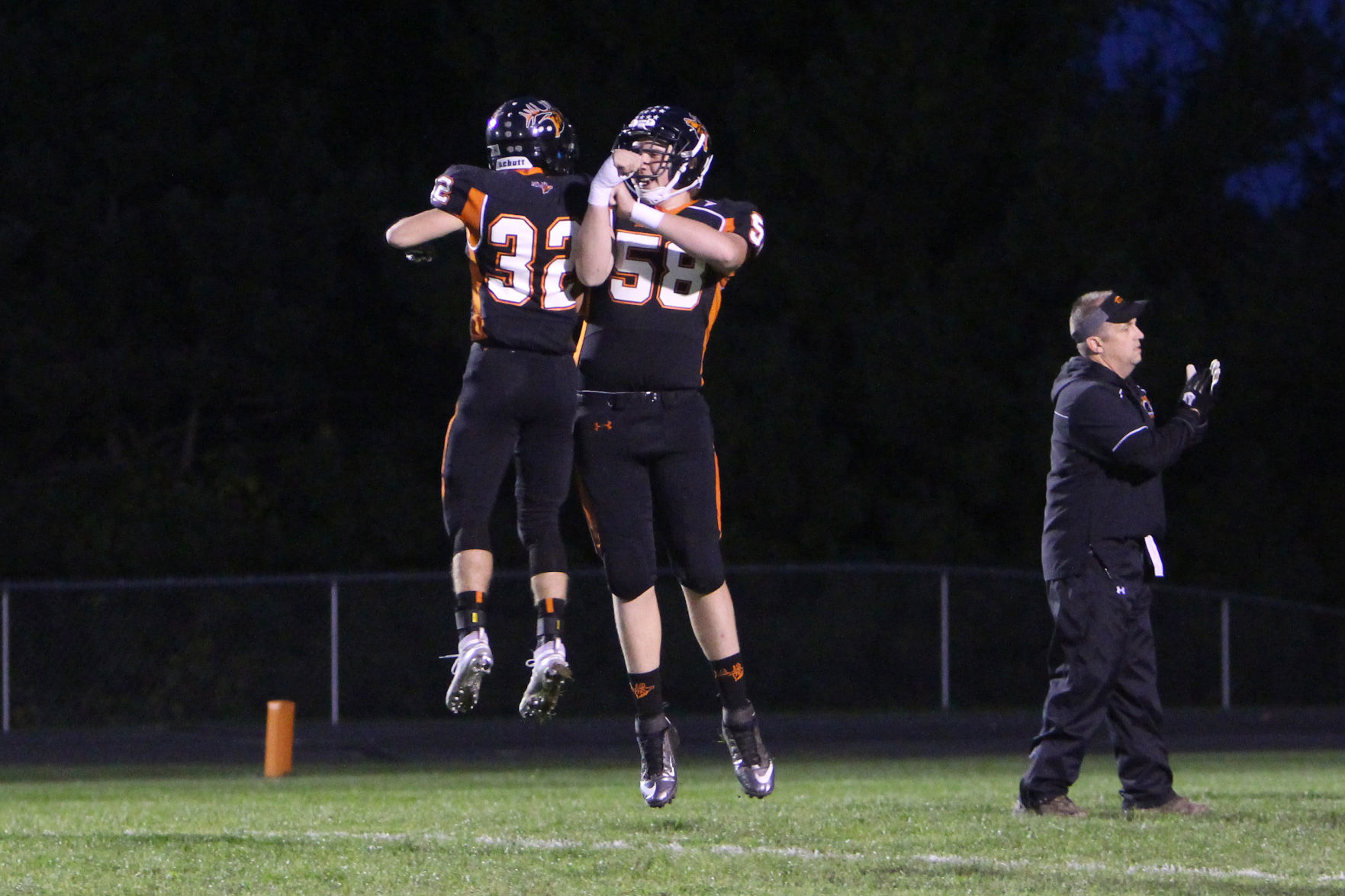 Spring Valley at Elk Mound football 10-4-19